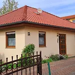Naehe Kulkwitzer *